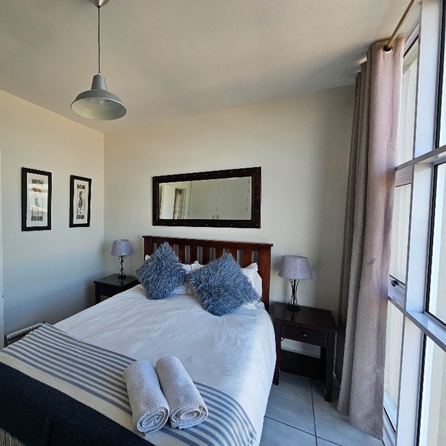 St Tropez 606 2 Bedroom 1 1