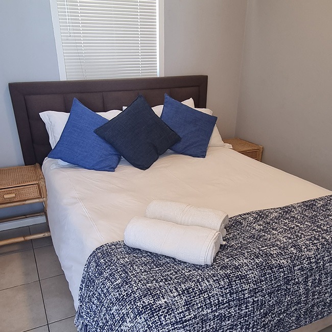 St Tropez 703 Bachelor Unit 1
