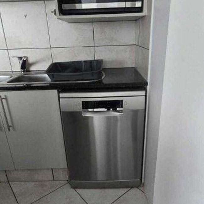 Hibernian Towers 408 apartment photo