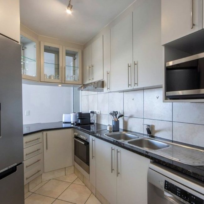 Hibernian Towers 408 apartment photo