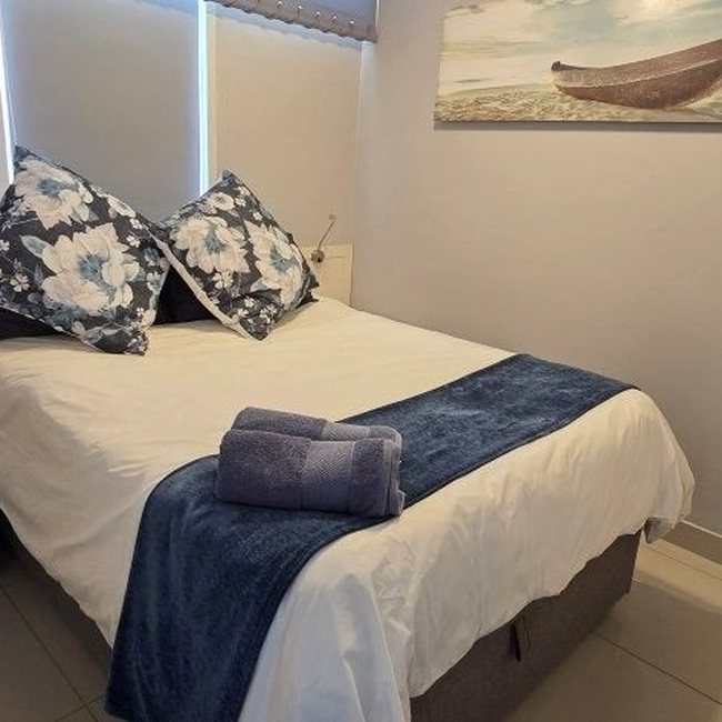 St Tropez 503 bachelor apartment photo